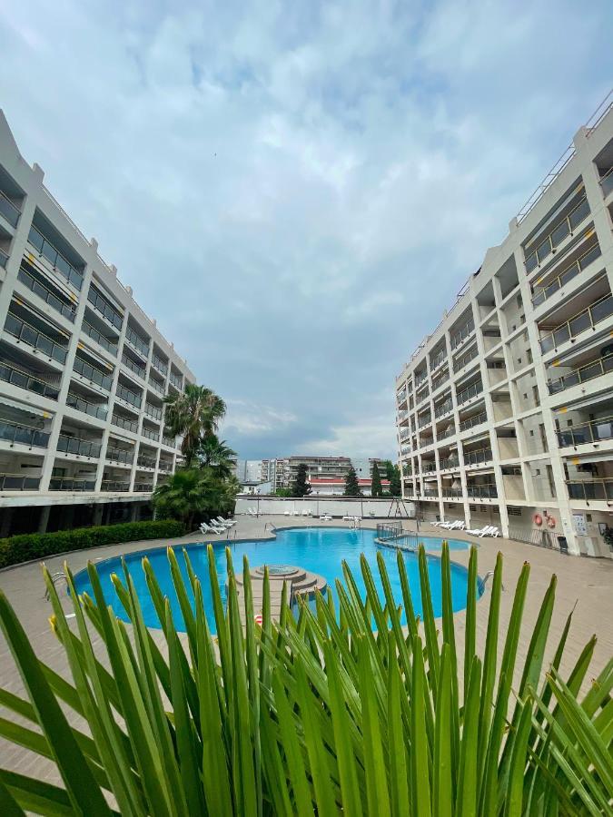 Ferienwohnung Residencial Michelangelo Salou Exterior foto